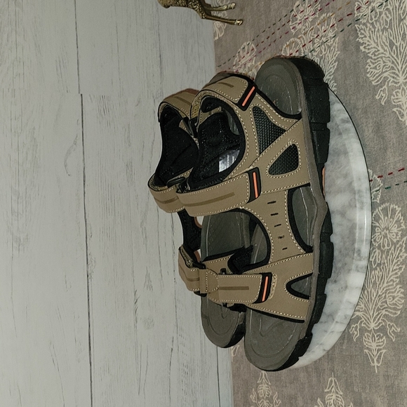 NIB | Sonoma Bradley Sandals | 10 - Picture 9 of 11